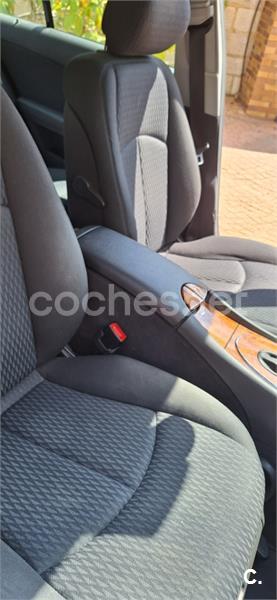 2005 Mercedes-Benz E-Class E220CDIELEGANCE