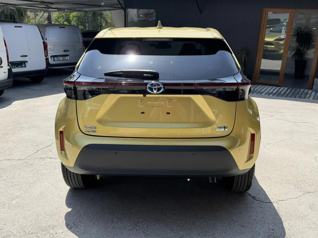 2022 Toyota Yaris CROSS