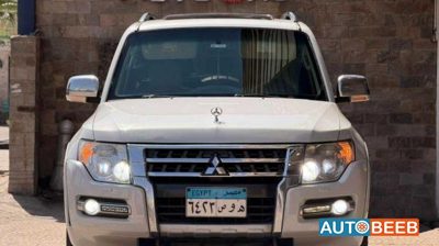 2016 Mitsubishi Pajero