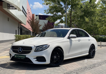 2017 Mercedes-Benz E-Class BASE