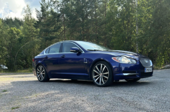 2010 Jaguar XF