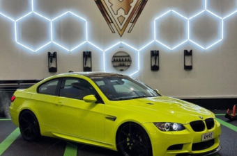 2007 BMW M3 E92MANUAALIERIKOISKILPI!MYYTY