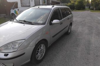 2005 Ford Focus 1,6KATS.JUSTHYVÄKUNTOINEN
