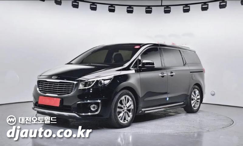 2017 KIA Carnival