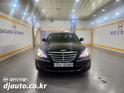 2012 Hyundai Genesis