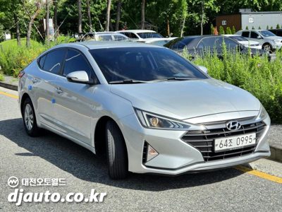 2019 Hyundai Elantra