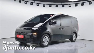 2024 Hyundai Staria