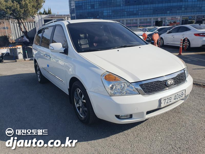 2013 KIA Carnival