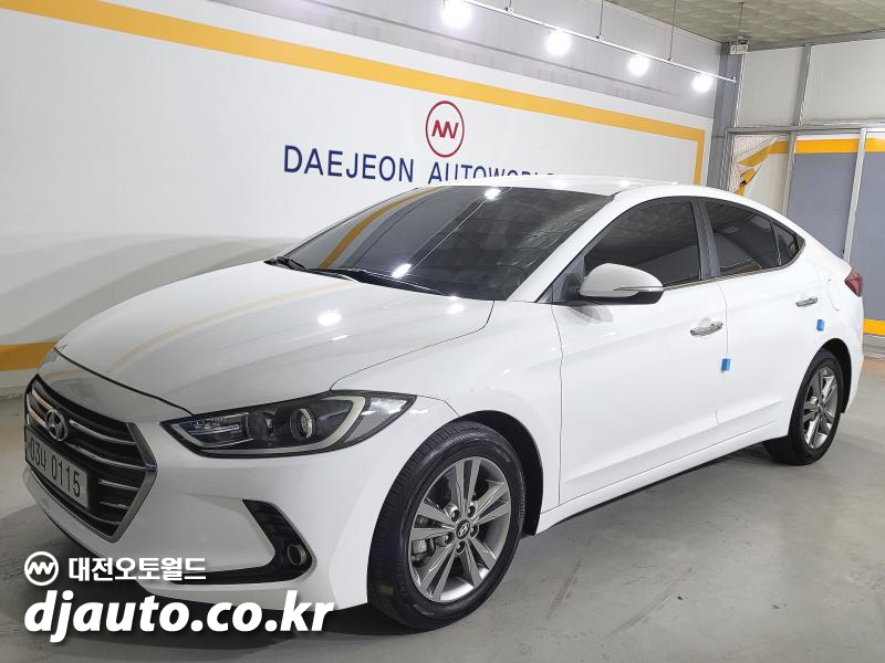 2017 Hyundai Elantra