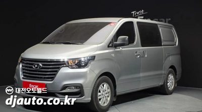 2018 Hyundai Grand Starex