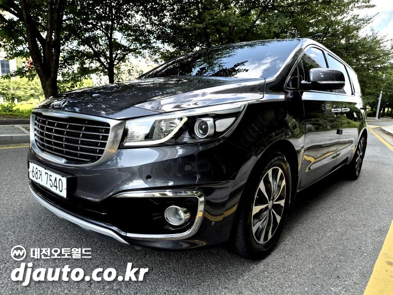 2017 KIA Carnival
