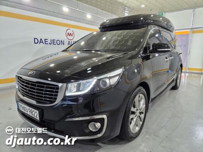 2017 KIA Carnival