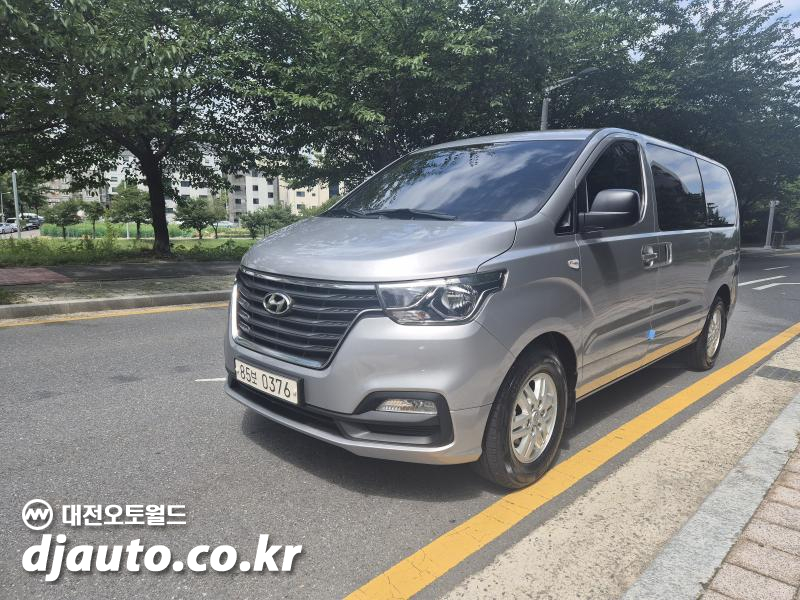2020 Hyundai Grand Starex