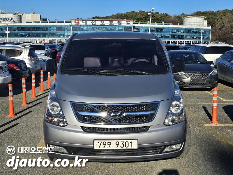 2015 Hyundai Grand Starex