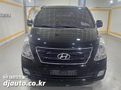 2017 Hyundai Grand Starex