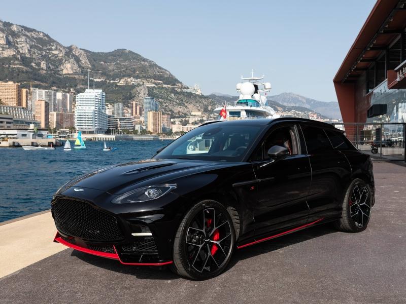 2026 Aston Martin DBX DBXS727CH