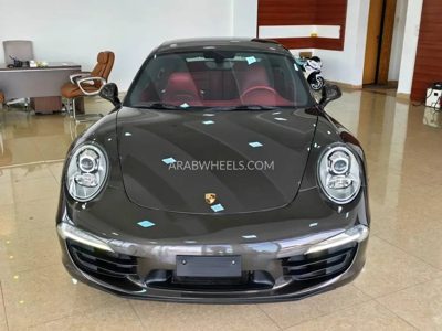 2014 Porsche 911 CARRERA4