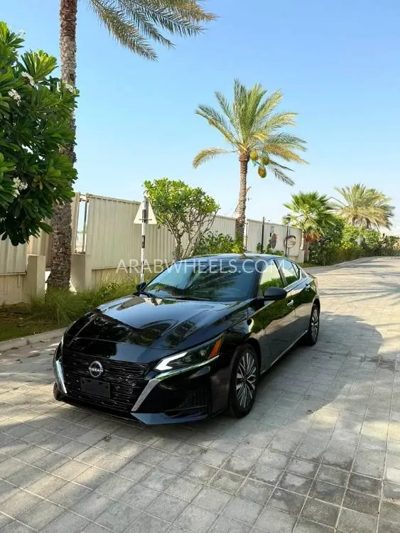 2025 Nissan Altima