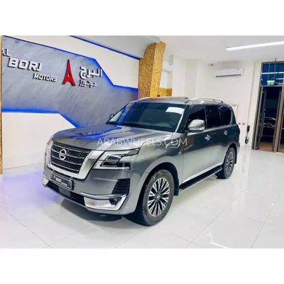 2020 Nissan Patrol 5.6LLETITANIUM