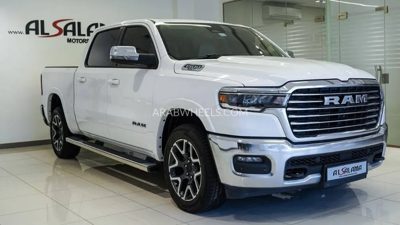 2025 RAM 1500 LARAMIECREWCAB