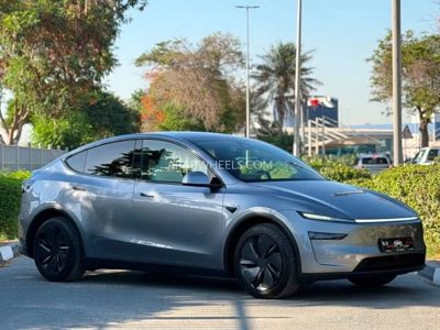 2025 Tesla Model Y LONGRANGE