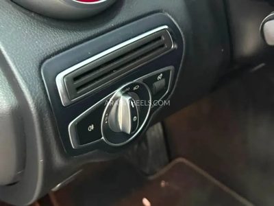 2017 Mercedes-Benz C-Class