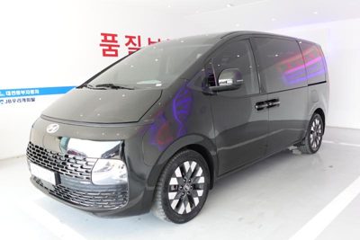 2022 Hyundai Staria