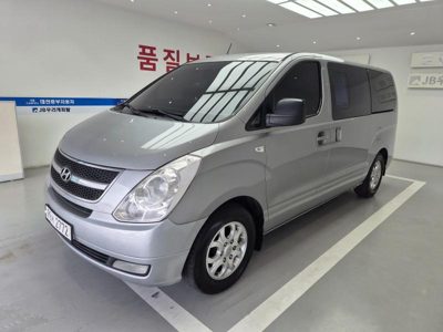 2012 Hyundai H1