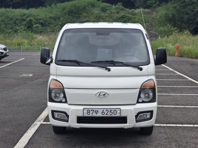 2013 Hyundai Porter CRDi Double Cab Extra-long Gold
