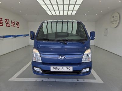 2021 Hyundai Porter CRDi Super Cab Extra-long Modern