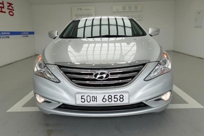 2013 Hyundai The Brilliant LPi Rental car Smart
