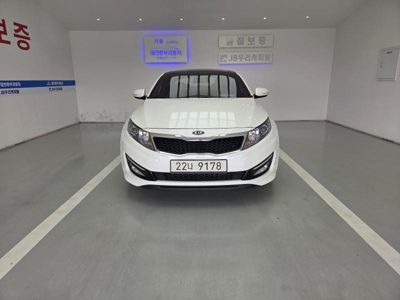 2011 KIA K5 LPI Rental Car Prestige