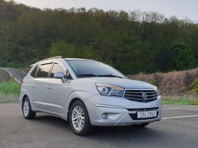 2014 SsangYong Turismo 2.0 4WD 11-Seater RT
