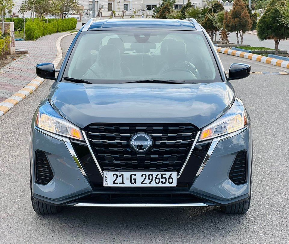 2022 Nissan