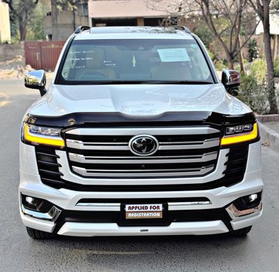 2021 Toyota Land Cruiser ZX