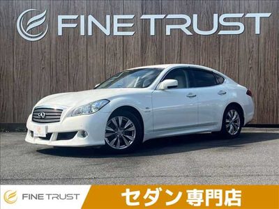 2011 Nissan