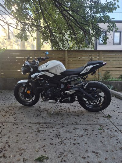 2025 Triumph Street Triple 765 R