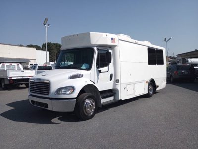 2014 Freightliner Business Class M2