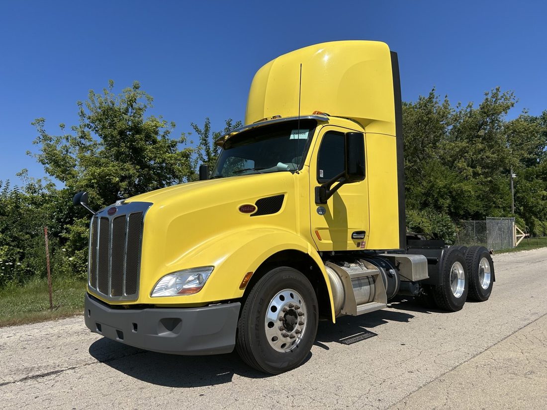 2021 Peterbilt 579
