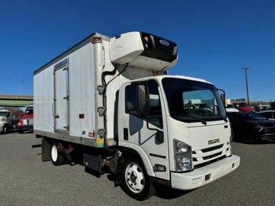 2017 Isuzu Elf