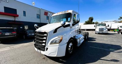 2020 Freightliner Cascadia