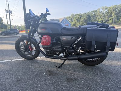 2018 Moto Guzzi V7 Iii Carbon Dark CARBONDARK