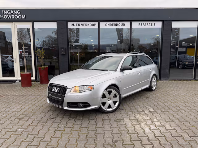 2006 Audi S4 QUATTROYOUNGTIMER