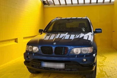 2000 BMW X Series