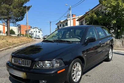 2003 Volvo V40
