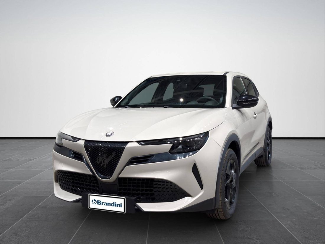 2025 Alfa Romeo Junior JUNIOR1.2IBRIDA136CVEDCT6
