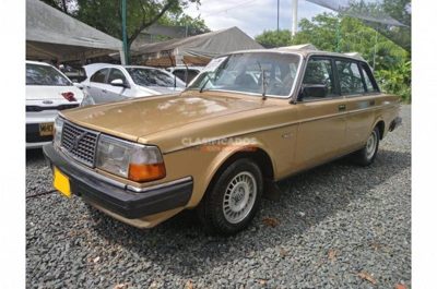 1982 Volvo 245