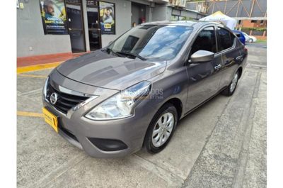 2019 Nissan Versa
