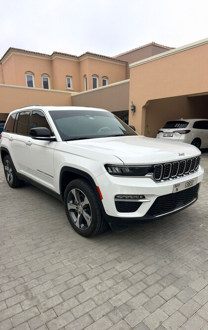 2023 Jeep Grand Cherokee