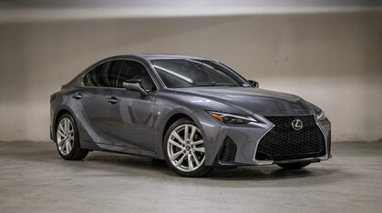 2023 Lexus IS